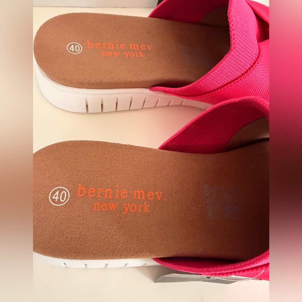Bernie Mev. New York Knit Slide Sandals Pink NWT Size 40 - Picture 6 of 8